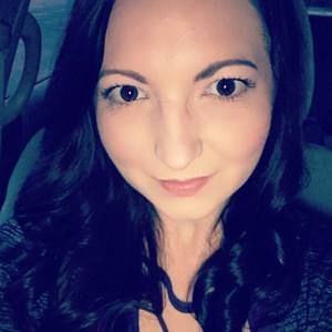 Meet your Posher, Joelle